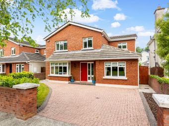 13 Riverside Park, Newbridge, Co. Kildare