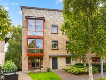 11 Belarmine Park, Stepaside, Dublin 18, Stepaside, Dublin 18