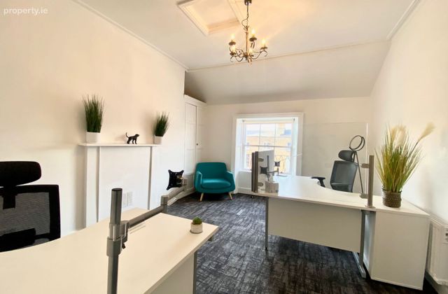 Fitzwilliam Street Upper, Dublin 2 - Click to view photos