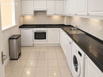 1 Year Only Apartment 7, Dorset Square, Dublin 1 - Image 4
