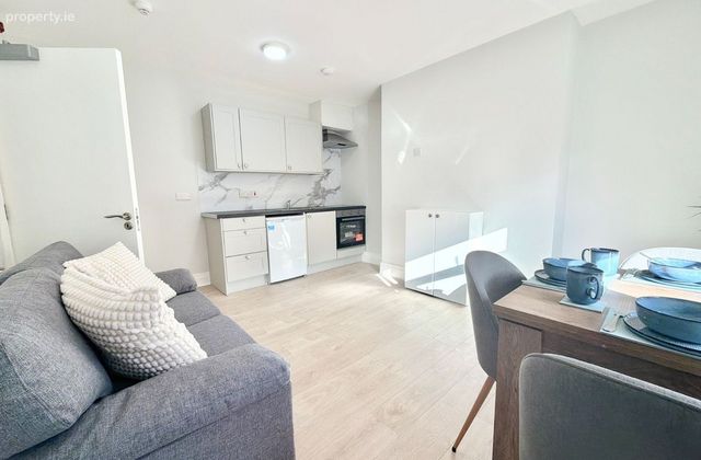Grove Park, Rathmines, Dublin 6 - Click to view photos