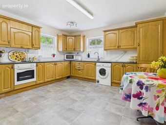 Ballynacarrick, Co. Donegal, Lettermacaward, Co. Donegal - Image 4