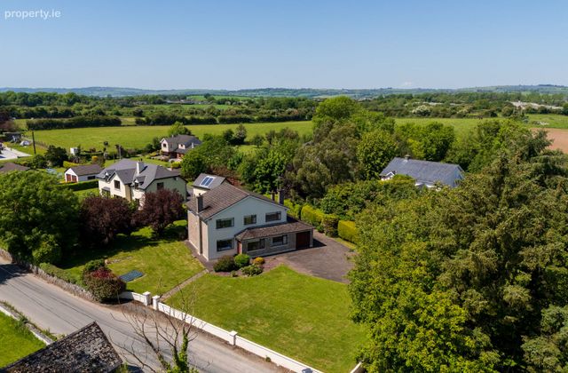 Ballintubbrid East, Carrigtwohill, Co. Cork - Click to view photos