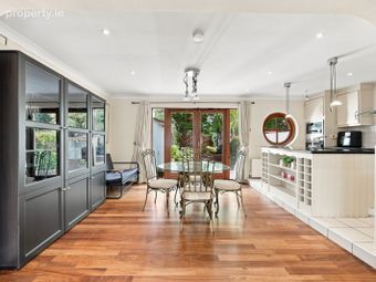 21 The Crescent, Griffith Downs, Drumcondra, Dublin 9 - Image 5