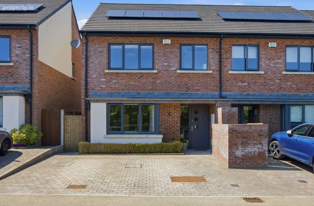 7 The Drive, Station Manor, Portmarnock, Co. Dublin - Click to view photos