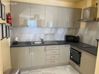 Apartment 51, King'S Court, Dublin 1 - Image 2