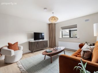 9 Errigal House, Eglinton Court, Donnybrook, Dublin 4 - Image 3