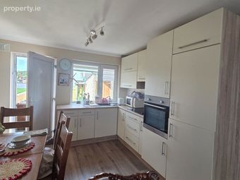 1 Saint Oliver's Park, Kilsaran, Castlebellingham, Kilsaran, Co. Louth - Image 4