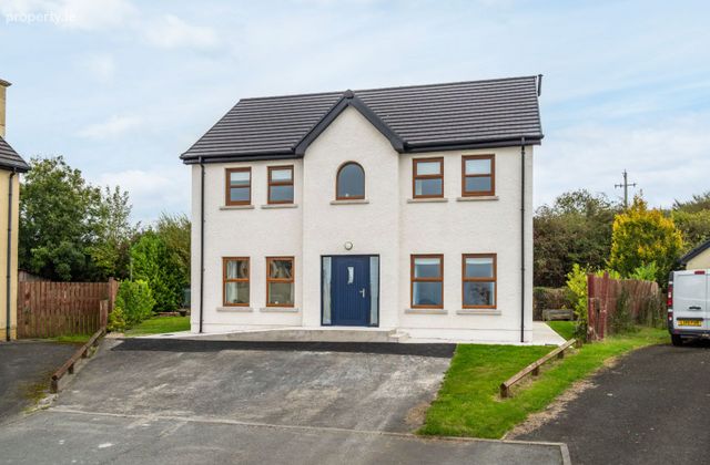 9 Churchlands, Manorcunningham, Co. Donegal - Click to view photos