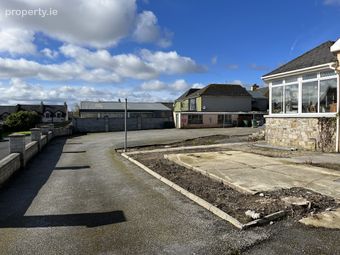 The Mountshannon Hotel, Main Street, Mountshannon, Co. Clare - Image 5