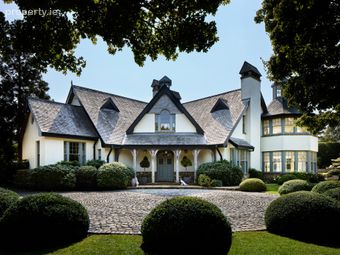 Weavers Hall, Plunkett Avenue, Westminster Road, Foxrock, Dublin 18, Foxrock, Dublin 18