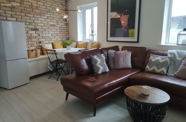 Apartment 4, Gl&oacute;r Na Mara, 9 New Dock Street, The, Galway City Centre, Co. Galway - Click to view photos