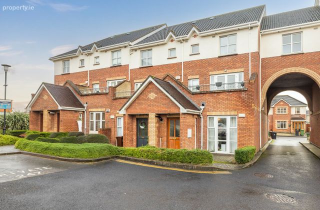 54 Boroimhe Blackthorn, Swords, Swords, Co. Dublin - Click to view photos