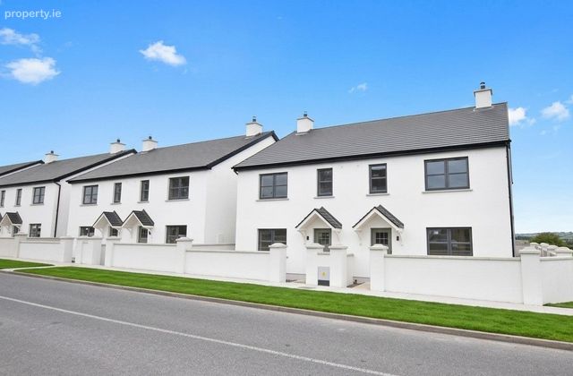 4 Bedroom Semi-detached, Bartlemy, Co. Cork - Click to view photos