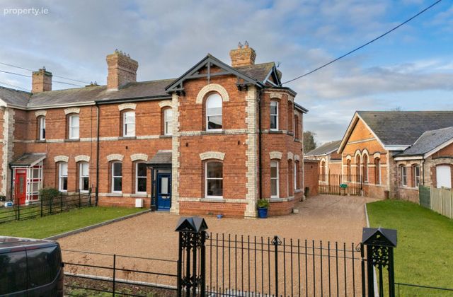Brooklyn, Brook Street, Dundalk, Co. Louth - Click to view photos