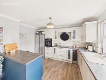141 Rahylin Glebe, Ballybane, Galway, Ballybane, Co. Galway - Image 5