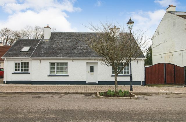 Quay Street, Drumsna Village, Carrick-on-shannon, Co. Leitrim, Drumsna, Co. Leitrim - Click to view photos