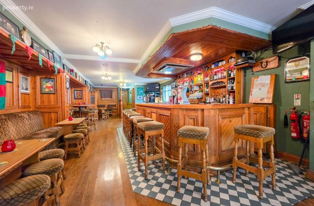 Paddy. Moran's, Rush Street, Castlebar, Co. Mayo - Click to view photos