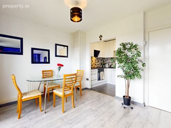 18 Stationcourt Way, Coolmine, Dublin 15 - Image 5