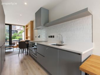 Apartment D, 58 Pembroke Lane, Dublin 2 - Image 3