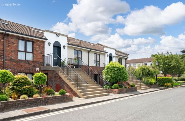 32 Merrion Grove, Booterstown, Co. Dublin, Booterstown, Co. Dublin - Click to view photos