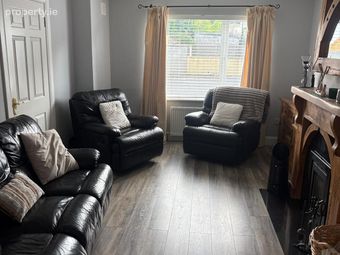 Castle Court, Dromahair, Dromahair, Co. Leitrim - Image 2