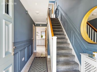 10 Tapton, Murphystown Road, Leopardstown, Dublin 18, Leopardstown, Dublin 18 - Image 2