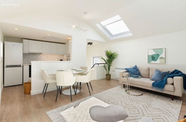Cannon Mews West, Beggar's Bush, Ballsbridge, Dublin 4 - Click to view photos