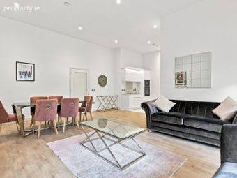 15 Hanover Court, Grand Canal Dock, Dublin 2 - Image 3