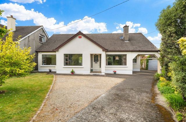 24 Cluny Grove, Killiney, Co. Dublin - Click to view photos