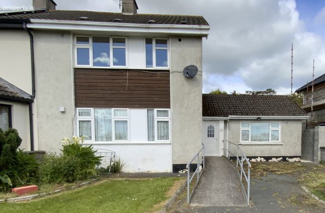 56 Oaklands, Arklow, Arklow, Co. Wicklow - Click to view photos