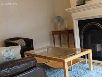 102 Fort Hill, Moneygurney, Rochestown, Co. Cork - Image 3