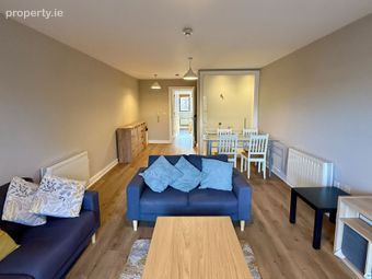 Apartment 9, Hyde Square, Kilmainham, Dublin 8 - Image 3