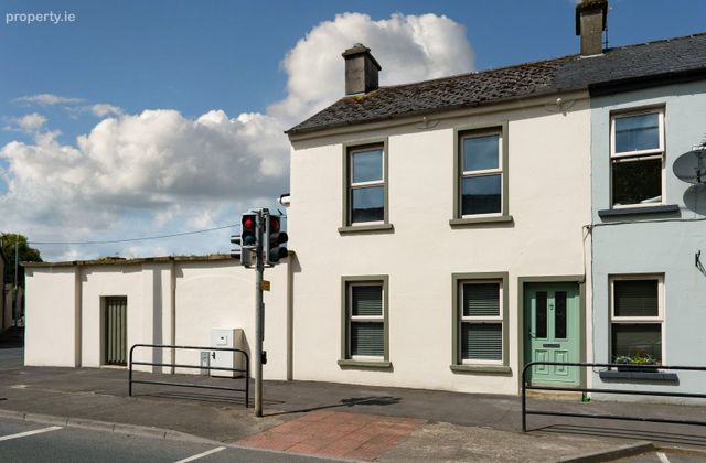 7 Patrick Street, Mountrath, Mountrath, Co. Laois - Click to view photos