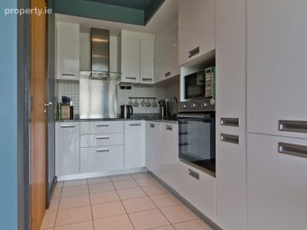 38 Weavers Hall, Levmoss Park, The Gallops, Leopardstown, Leopardstown, Dublin 18 - Image 5