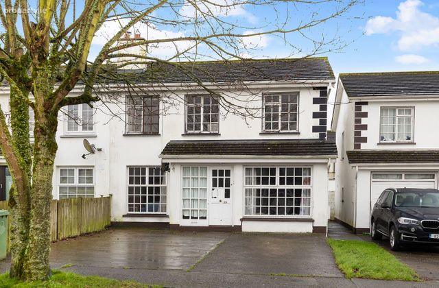 150 The Oaks, Newbridge, Co. Kildare - Click to view photos