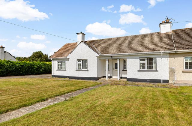 426 Ticknevin, Carbury, Co. Kildare - Click to view photos