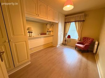 63 Castledawson, Rock Road, Blackrock, Co. Dublin - Image 2