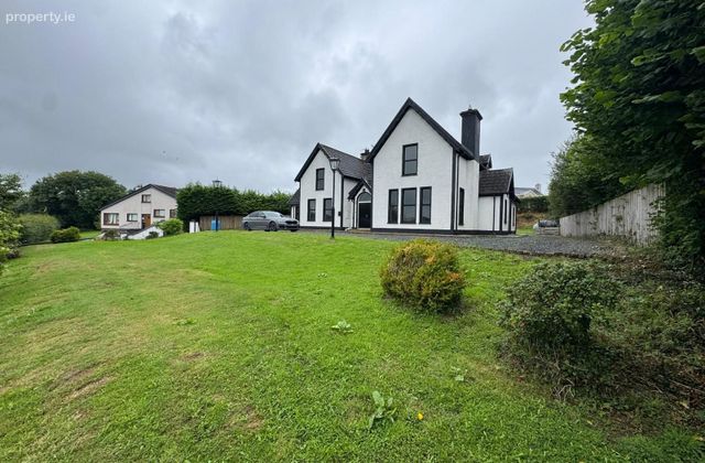 Drumnahoagh, Letterkenny, Letterkenny, Co. Donegal - Click to view photos