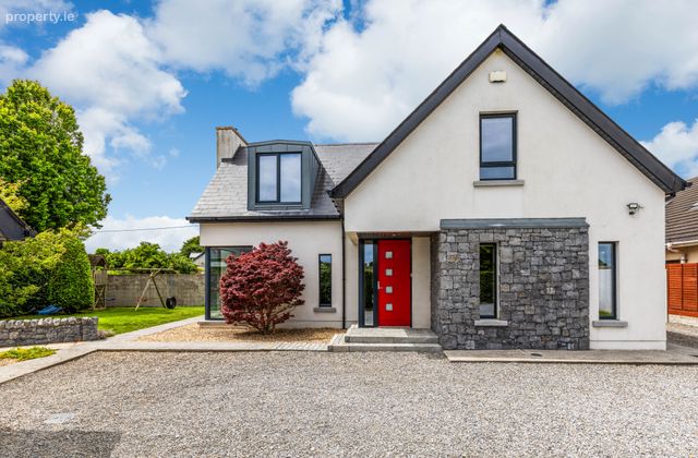 Dangan, 22b Baskin Cottages, Kinsealy, Co Dublin, Kinsealy, Co. Dublin - Click to view photos