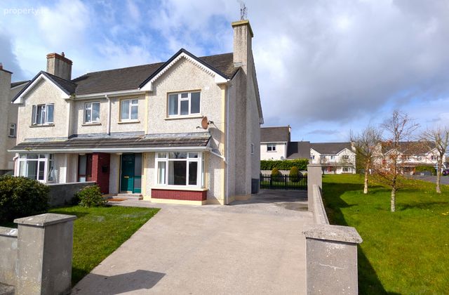 25 Sarsfield Manor, Charlestown, Co Mayo, Charlestown, Co. Mayo - Click to view photos