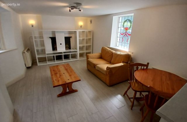 Apartment 5, 43 Pembroke Road, Ballsbridge, Dublin 4 - Click to view photos