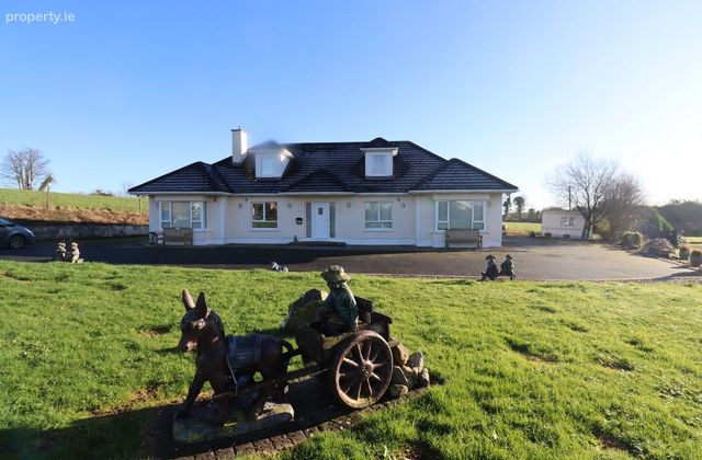 Crosserlough, Ballyjamesduff, Co. Cavan - Click to view photos
