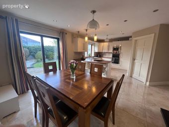 7 Blackfort Avenue, Castlebar, Castlebar, Co. Mayo - Image 3
