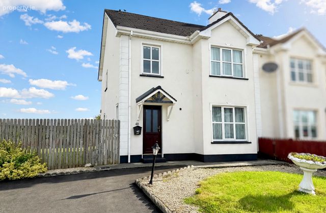 40 Castlegrove, Ballymote, Co. Sligo, Ballymote, Co. Sligo - Click to view photos