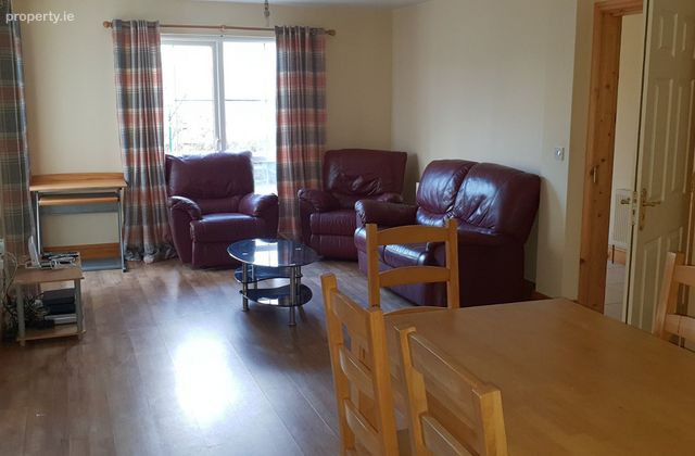 The Maples, Lismonaghan, Letterkenny, Co. Donegal - Click to view photos