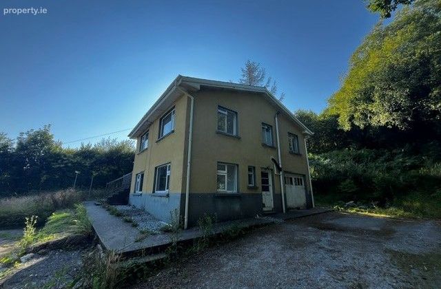 Dromore, Templenoe, Co. Kerry - Click to view photos