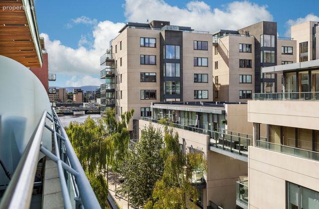 119 Longboat Quay South, Grand Canal Dock, Dublin 2, Grand Canal Dock, Dublin 2 - Click to view photos