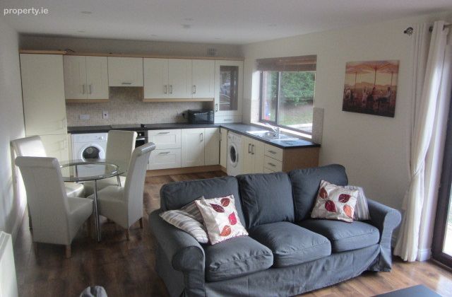 15 The Elms, Ballinderry, Mullingar., Mullingar, Co. Westmeath - Click to view photos