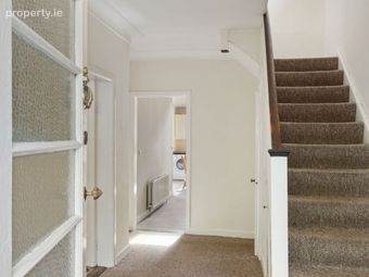 18 Lorcan O'toole Park, Dublin 12, Kimmage, Dublin 12 - Image 2
